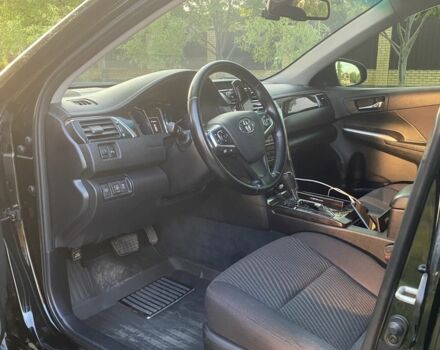 Черный Тойота Камри, объемом двигателя 2.5 л и пробегом 190 тыс. км за 329 $, фото 5 на Automoto.ua