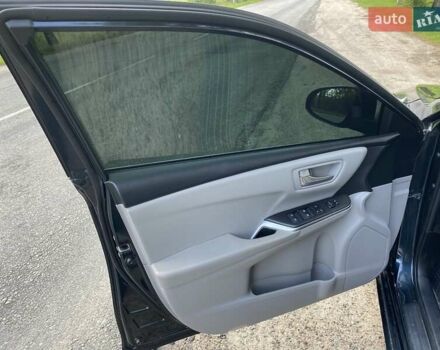 Черный Тойота Камри, объемом двигателя 2.49 л и пробегом 170 тыс. км за 13000 $, фото 10 на Automoto.ua