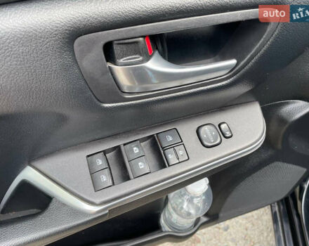 Чорний Тойота Камрі, об'ємом двигуна 2.49 л та пробігом 262 тис. км за 13800 $, фото 13 на Automoto.ua