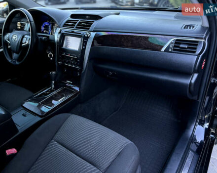 Чорний Тойота Камрі, об'ємом двигуна 2.5 л та пробігом 222 тис. км за 14900 $, фото 27 на Automoto.ua