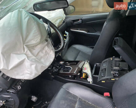Черный Тойота Камри, объемом двигателя 2.49 л и пробегом 115 тыс. км за 5300 $, фото 9 на Automoto.ua