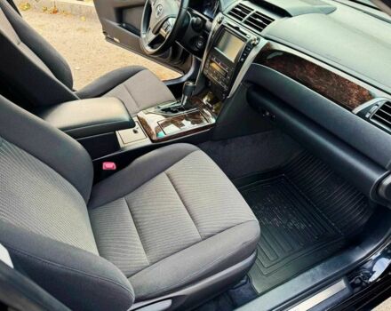 Чорний Тойота Камрі, об'ємом двигуна 2.5 л та пробігом 180 тис. км за 17200 $, фото 6 на Automoto.ua