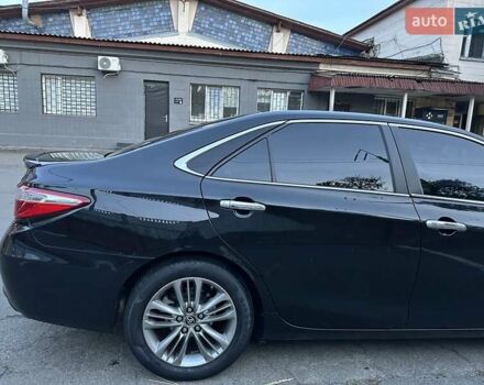 Чорний Тойота Камрі, об'ємом двигуна 2.5 л та пробігом 145 тис. км за 14500 $, фото 5 на Automoto.ua