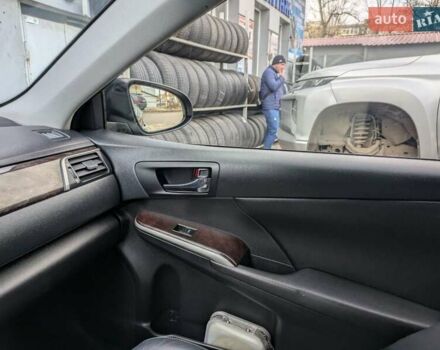 Черный Тойота Камри, объемом двигателя 2.49 л и пробегом 205 тыс. км за 19000 $, фото 3 на Automoto.ua