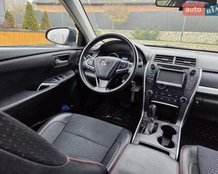 Чорний Тойота Камрі, об'ємом двигуна 2.49 л та пробігом 183 тис. км за 13900 $, фото 17 на Automoto.ua