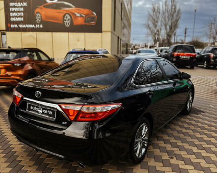 Чорний Тойота Камрі, об'ємом двигуна 2.5 л та пробігом 169 тис. км за 13000 $, фото 3 на Automoto.ua