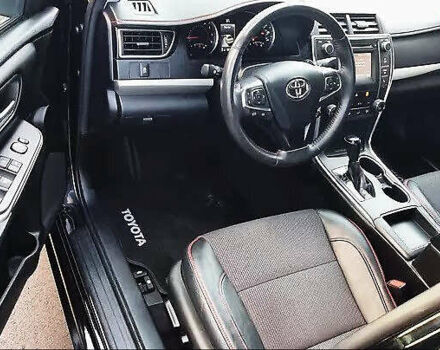 Тойота Камри 2015 в Киеве на Automoto.ua Черный Тойота Камри, объемом двигателя 2.49 л и пробегом 178 тыс. км за 14000 $, фото 12 на Automoto.ua