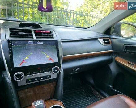 Чорний Тойота Камрі, об'ємом двигуна 2.49 л та пробігом 180 тис. км за 11000 $, фото 6 на Automoto.ua