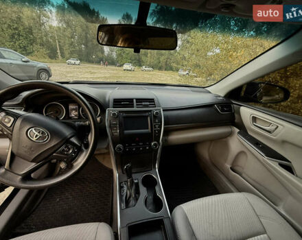 Черный Тойота Камри, объемом двигателя 2.49 л и пробегом 171 тыс. км за 14500 $, фото 5 на Automoto.ua