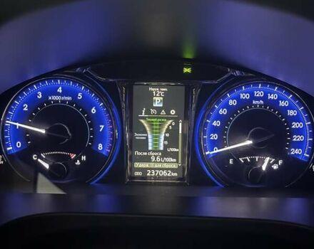 Чорний Тойота Камрі, об'ємом двигуна 2.5 л та пробігом 237 тис. км за 16000 $, фото 7 на Automoto.ua