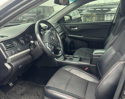 Черный Тойота Камри, объемом двигателя 2.5 л и пробегом 143 тыс. км за 12900 $, фото 7 на Automoto.ua