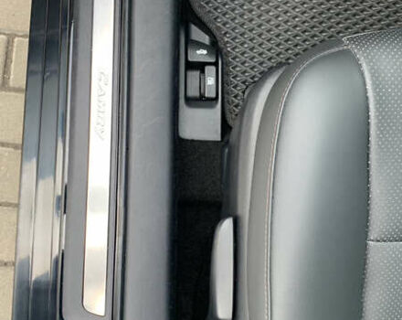 Черный Тойота Камри, объемом двигателя 2 л и пробегом 156 тыс. км за 18500 $, фото 21 на Automoto.ua