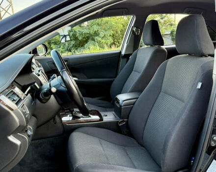 Чорний Тойота Камрі, об'ємом двигуна 2.49 л та пробігом 129 тис. км за 18000 $, фото 12 на Automoto.ua