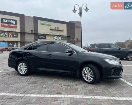 Черный Тойота Камри, объемом двигателя 2.5 л и пробегом 165 тыс. км за 16600 $, фото 4 на Automoto.ua