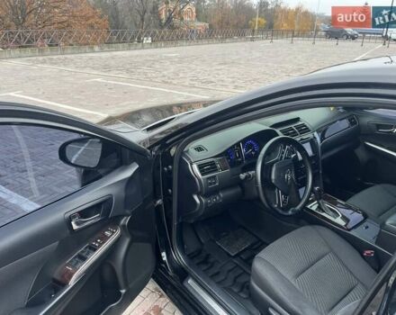 Черный Тойота Камри, объемом двигателя 2.5 л и пробегом 165 тыс. км за 16600 $, фото 11 на Automoto.ua