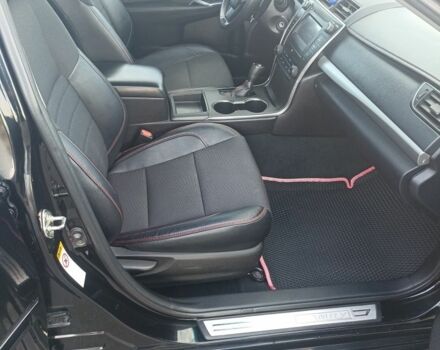 Чорний Тойота Камрі, об'ємом двигуна 2.5 л та пробігом 181 тис. км за 11999 $, фото 6 на Automoto.ua