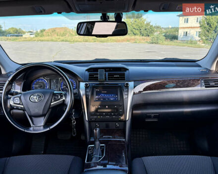 Чорний Тойота Камрі, об'ємом двигуна 2.49 л та пробігом 129 тис. км за 18000 $, фото 17 на Automoto.ua