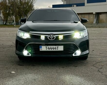Черный Тойота Камри, объемом двигателя 2.5 л и пробегом 185 тыс. км за 17000 $, фото 3 на Automoto.ua