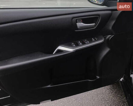 Черный Тойота Камри, объемом двигателя 2.5 л и пробегом 130 тыс. км за 15200 $, фото 12 на Automoto.ua