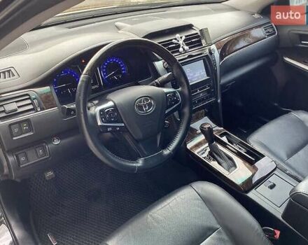 Чорний Тойота Камрі, об'ємом двигуна 2.49 л та пробігом 135 тис. км за 16400 $, фото 3 на Automoto.ua