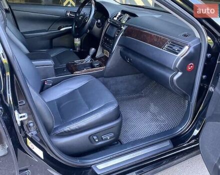 Чорний Тойота Камрі, об'ємом двигуна 2.49 л та пробігом 135 тис. км за 16400 $, фото 10 на Automoto.ua