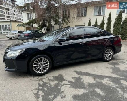 Черный Тойота Камри, объемом двигателя 2.49 л и пробегом 195 тыс. км за 19000 $, фото 1 на Automoto.ua