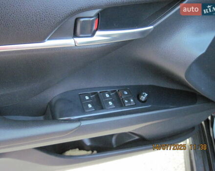 Чорний Тойота Камрі, об'ємом двигуна 2.49 л та пробігом 132 тис. км за 19900 $, фото 10 на Automoto.ua