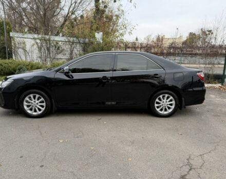 Черный Тойота Камри, объемом двигателя 2.5 л и пробегом 133 тыс. км за 18700 $, фото 2 на Automoto.ua