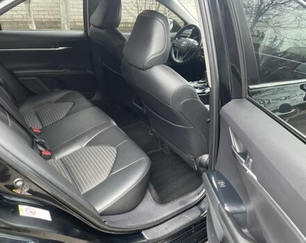 Чорний Тойота Камрі, об'ємом двигуна 2.5 л та пробігом 180 тис. км за 15999 $, фото 8 на Automoto.ua