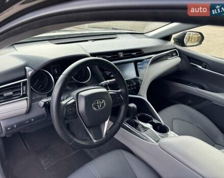 Черный Тойота Камри, объемом двигателя 2.5 л и пробегом 167 тыс. км за 18000 $, фото 19 на Automoto.ua