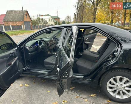 Чорний Тойота Камрі, об'ємом двигуна 2.49 л та пробігом 149 тис. км за 16999 $, фото 57 на Automoto.ua