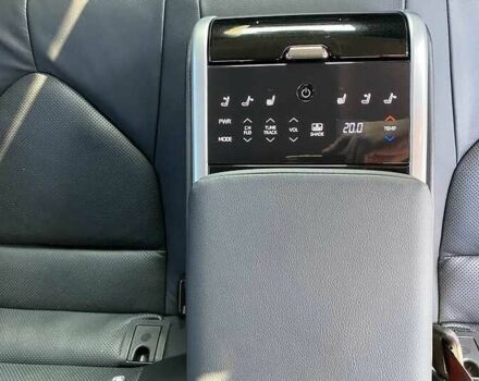 Черный Тойота Камри, объемом двигателя 2.5 л и пробегом 178 тыс. км за 17000 $, фото 16 на Automoto.ua