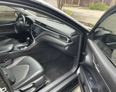 Чорний Тойота Камрі, об'ємом двигуна 2.5 л та пробігом 180 тис. км за 15999 $, фото 17 на Automoto.ua