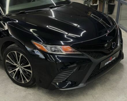 Черный Тойота Камри, объемом двигателя 2.5 л и пробегом 133 тыс. км за 18500 $, фото 1 на Automoto.ua