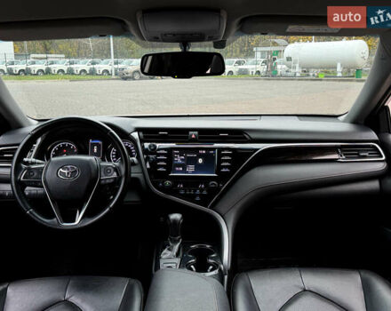 Черный Тойота Камри, объемом двигателя 2.5 л и пробегом 205 тыс. км за 22000 $, фото 8 на Automoto.ua