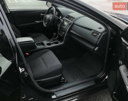 Черный Тойота Камри, объемом двигателя 2.5 л и пробегом 130 тыс. км за 15200 $, фото 17 на Automoto.ua