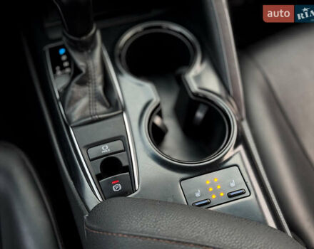 Черный Тойота Камри, объемом двигателя 2.5 л и пробегом 205 тыс. км за 22000 $, фото 20 на Automoto.ua