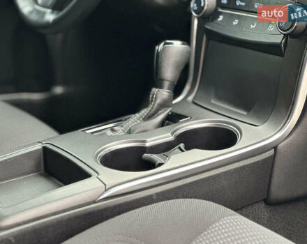 Чорний Тойота Камрі, об'ємом двигуна 2.49 л та пробігом 185 тис. км за 14500 $, фото 47 на Automoto.ua