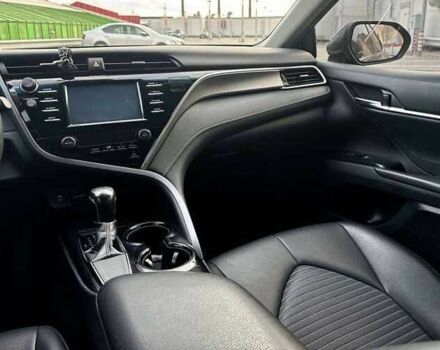 Чорний Тойота Камрі, об'ємом двигуна 2.5 л та пробігом 147 тис. км за 16300 $, фото 20 на Automoto.ua