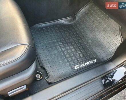 Чорний Тойота Камрі, об'ємом двигуна 2.49 л та пробігом 75 тис. км за 16800 $, фото 8 на Automoto.ua