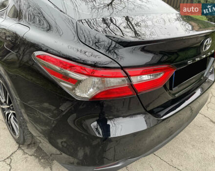 Чорний Тойота Камрі, об'ємом двигуна 2.49 л та пробігом 180 тис. км за 15999 $, фото 9 на Automoto.ua