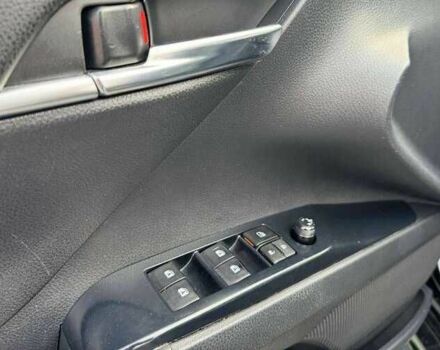 Чорний Тойота Камрі, об'ємом двигуна 2.5 л та пробігом 147 тис. км за 16300 $, фото 12 на Automoto.ua