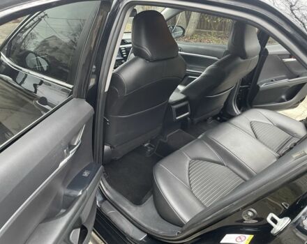 Чорний Тойота Камрі, об'ємом двигуна 2.5 л та пробігом 180 тис. км за 15999 $, фото 7 на Automoto.ua