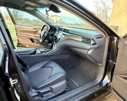 Черный Тойота Камри, объемом двигателя 2.5 л и пробегом 170 тыс. км за 18000 $, фото 4 на Automoto.ua