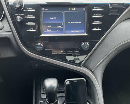 Чорний Тойота Камрі, об'ємом двигуна 2.49 л та пробігом 180 тис. км за 15999 $, фото 20 на Automoto.ua