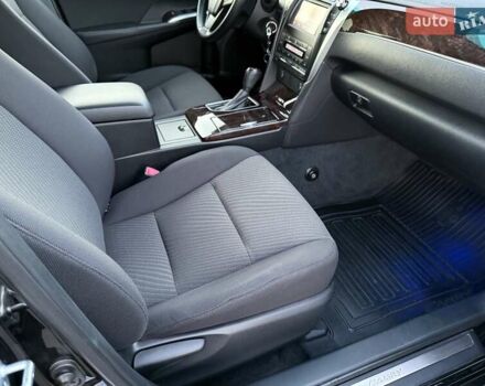 Тойота Камри 2017 в Киеве на Automoto.ua Черный Тойота Камри, объемом двигателя 2.49 л и пробегом 79 тыс. км за 19999 $, фото 38 на Automoto.ua