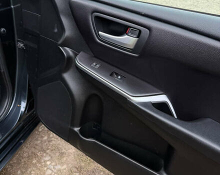 Чорний Тойота Камрі, об'ємом двигуна 2.49 л та пробігом 176 тис. км за 14500 $, фото 14 на Automoto.ua