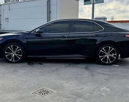 Чорний Тойота Камрі, об'ємом двигуна 2.5 л та пробігом 147 тис. км за 16300 $, фото 7 на Automoto.ua