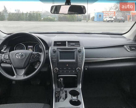 Черный Тойота Камри, объемом двигателя 2.5 л и пробегом 130 тыс. км за 15200 $, фото 15 на Automoto.ua