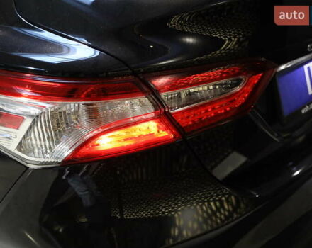 Черный Тойота Камри, объемом двигателя 2.49 л и пробегом 145 тыс. км за 16800 $, фото 7 на Automoto.ua